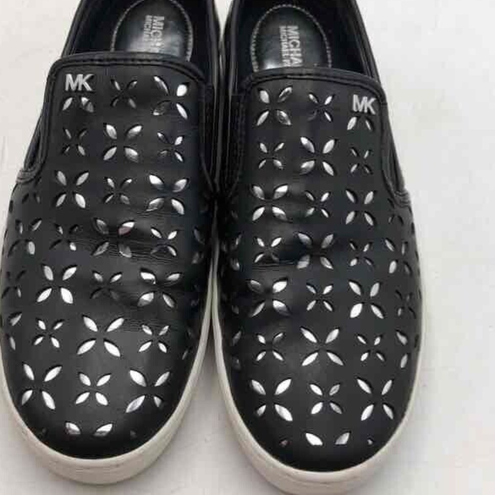 Michael Kors Womens Black Leather Round Toe Slip-On Sneaker Shoes Size 8.5